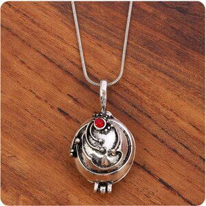 The Vampire Diaries Elena Gilbert Vervain Necklace